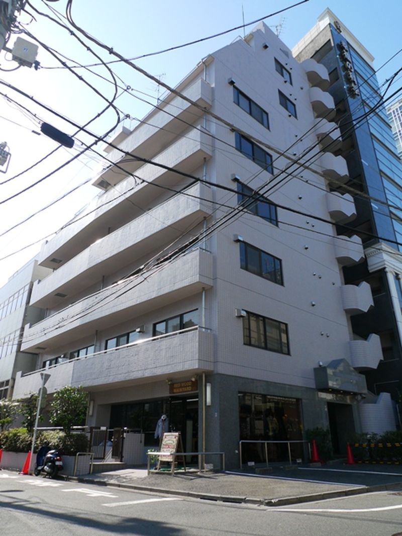 SUビル